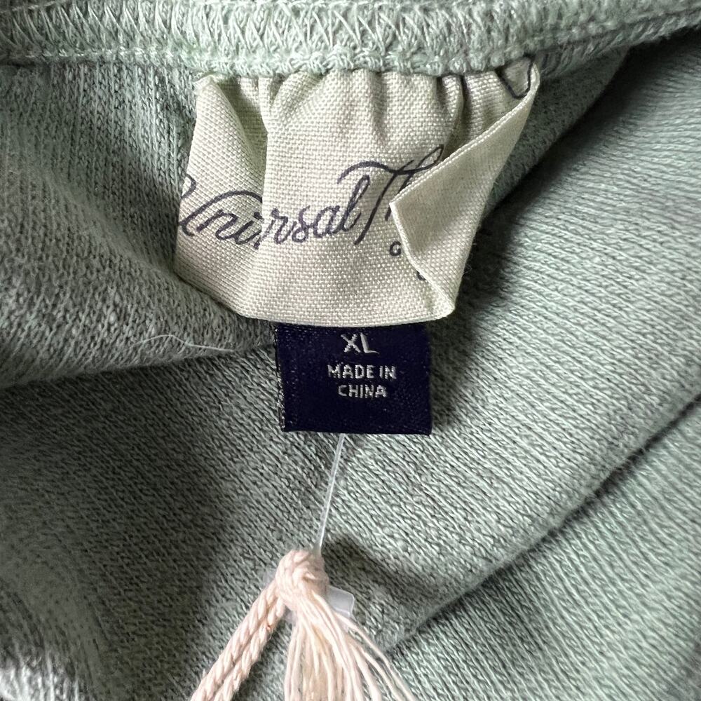 Universal Thread Women's Light Green Crewneck Swe… - image 2